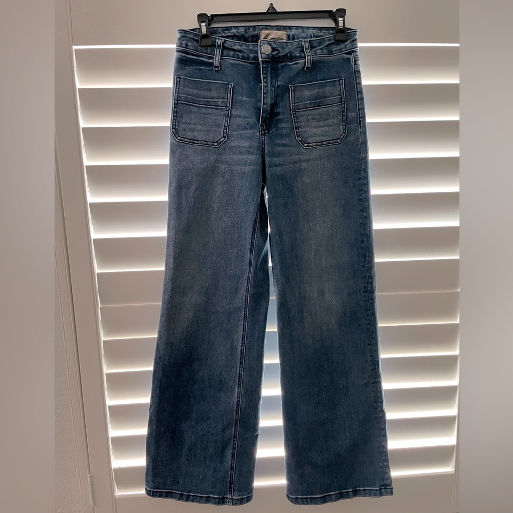 KUT from the Kloth- wide leg, high rise jeans EUC SIZE 2